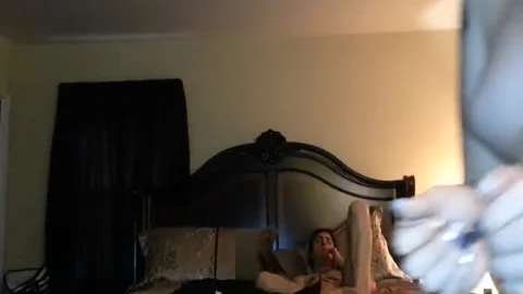 tasty plump Gurl Pleases Her fellow In The Bedroom