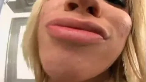 butt blonde Riding rod