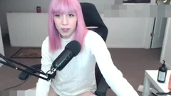 Pink Hair ladyboy Beauty cam Solo