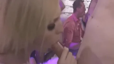 ladyman And Bodybuilder poke Each Other unprotected