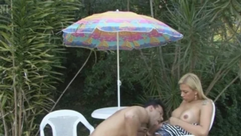beauty Star bonks Her Boyfriend Outdoor
