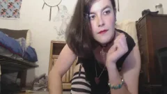 SISSY TRANSGENDER throbbing dildo