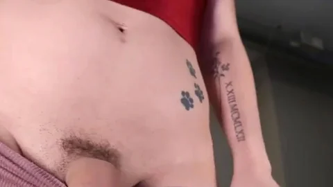 shelady gal Talks To Her Followers while Masturbating Her rod