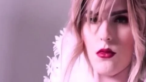 Ella Hollywood fucked